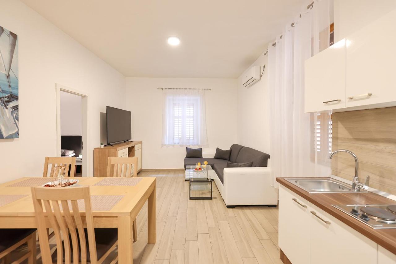 Old Town Donatello Apartment Zadar Exterior photo